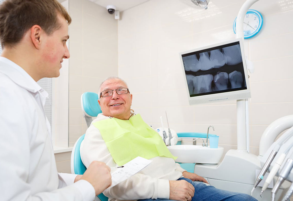 Elderly-Dental-Care