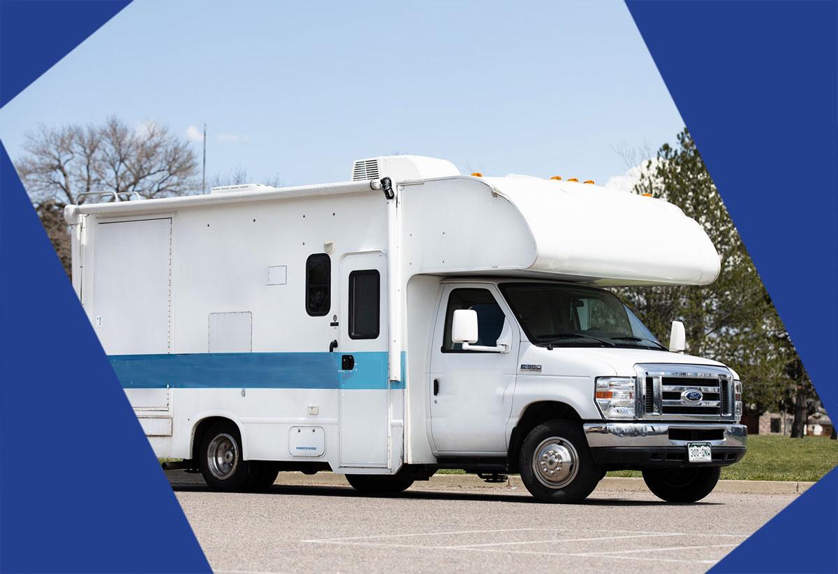 mobile-dental-trailer