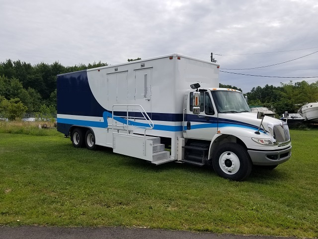 39’ Self propelled  Refurbished Mobile Mammography Coach