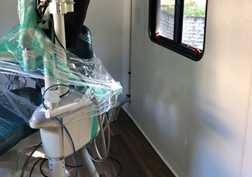 Three Operatory Mobile Dental Bus