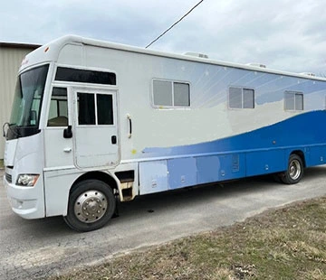 Two Operatory Mobile Dental Bus