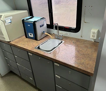 Two Operatory Mobile Dental Bus