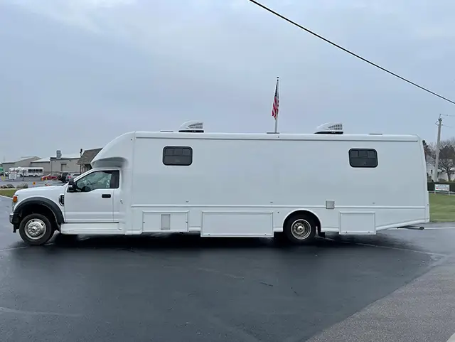 Tesco Two Room Mobile Dental Unit with Wheelchair Lift 